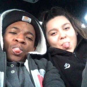 Meet your Posher, Cierra